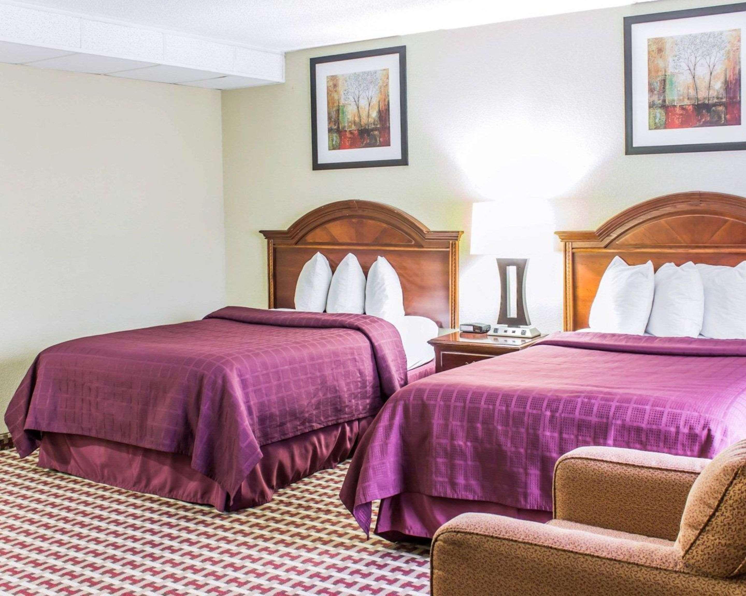 Quality Inn & Suites Fayetteville Εξωτερικό φωτογραφία